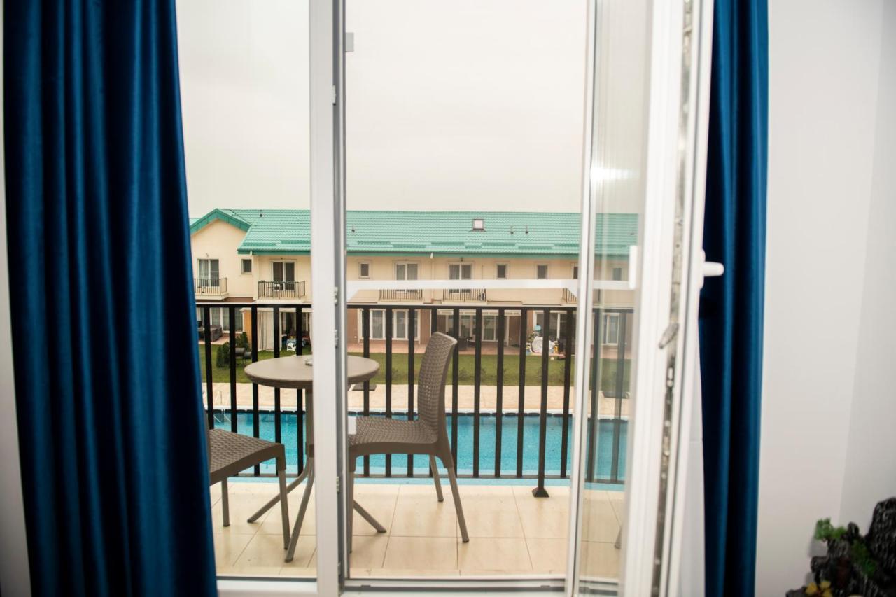 Raphael Apartment North Bucharest Cosmopolis Stefanestii de Jos Bagian luar foto